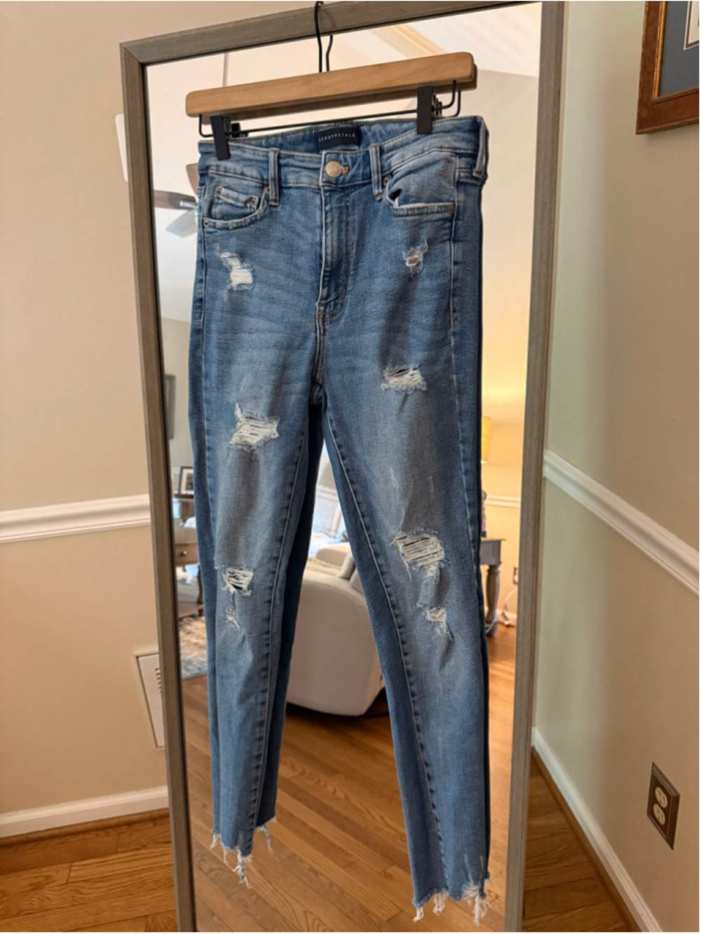 Women's Aeropostale High Rise Distressed Jeans Size 2 Blue